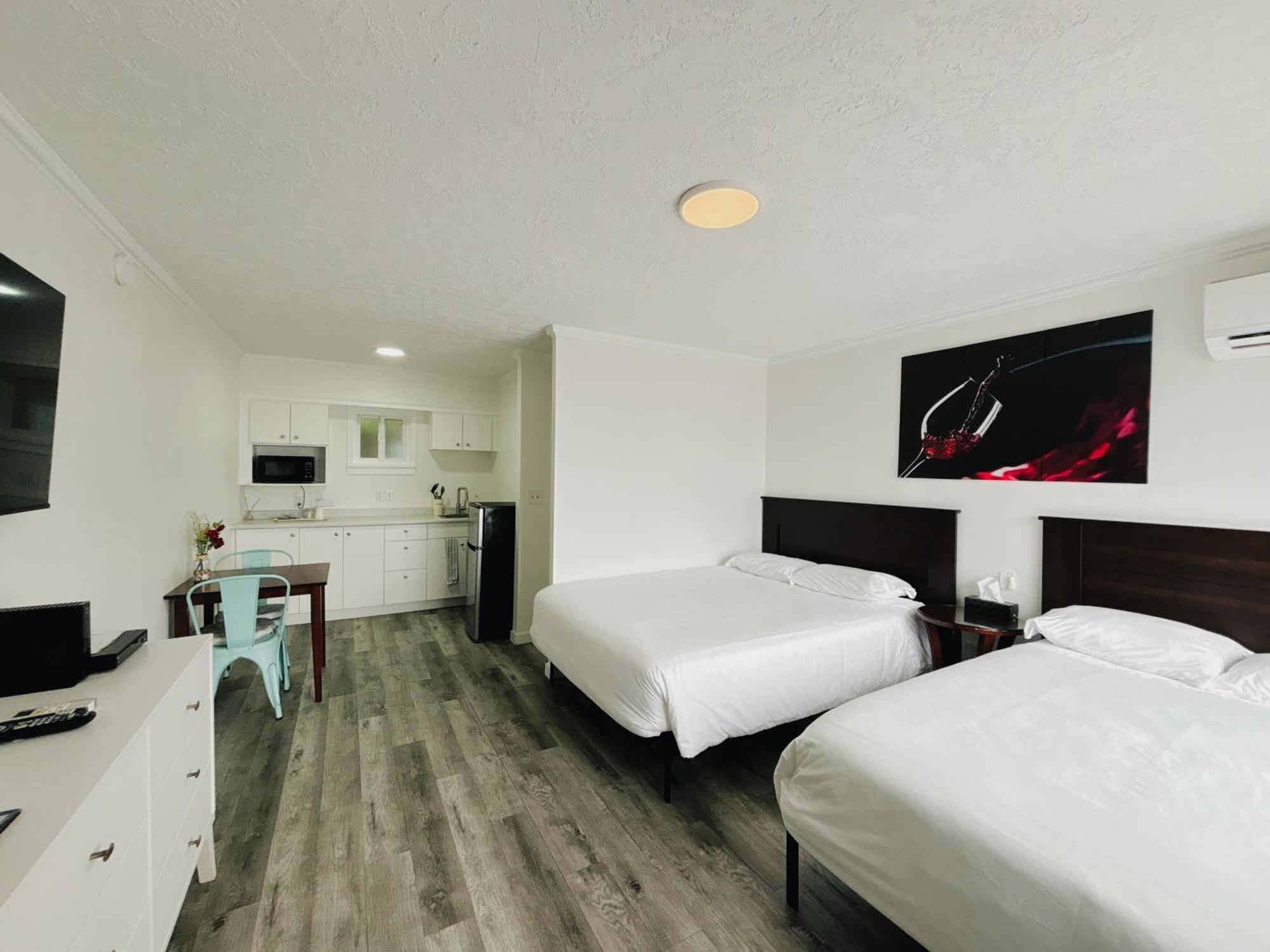 Westview Centre Motel Ltd Powell River Esterno foto
