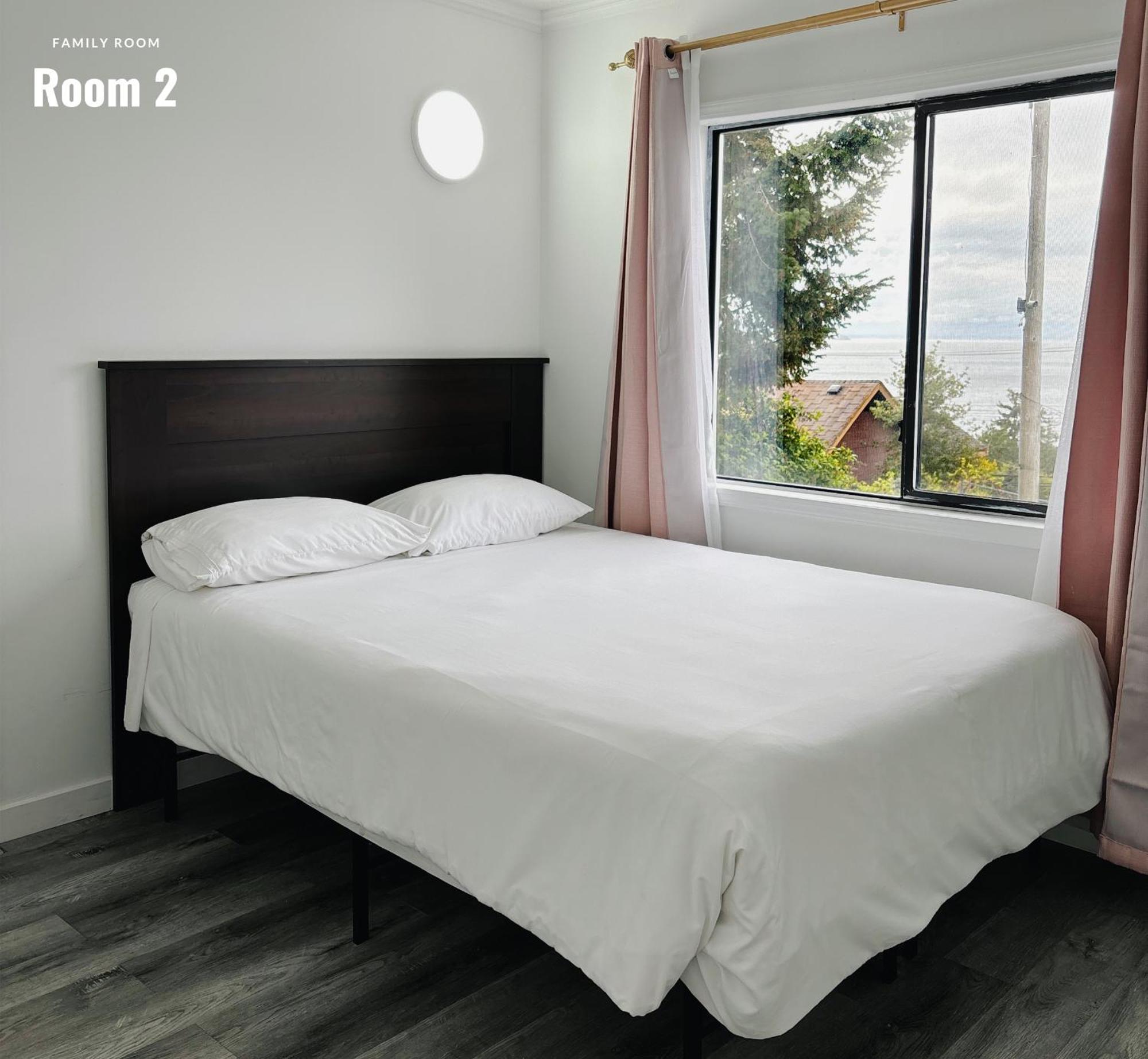 Westview Centre Motel Ltd Powell River Esterno foto